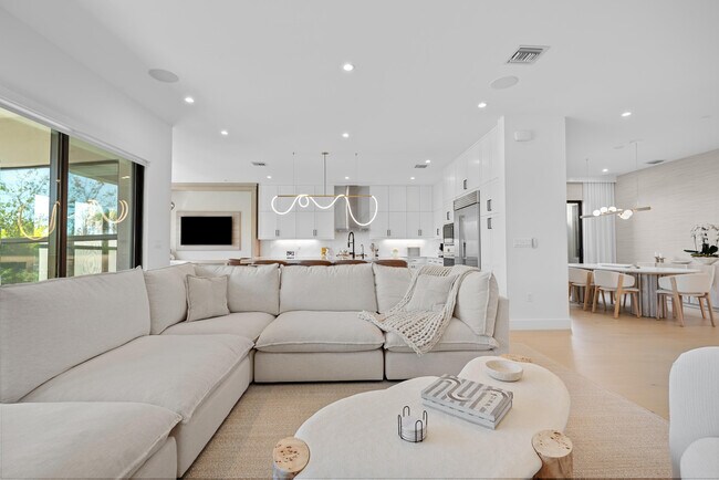 Building Photo - 20135 Casa de Campo Ln