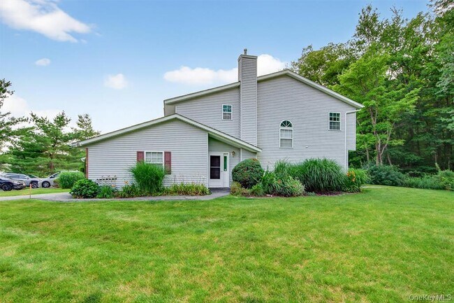 Building Photo - 226 Eagleton Dr