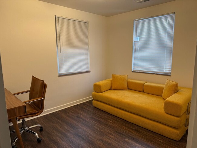 Building Photo - Sewickley - Just Reduced!