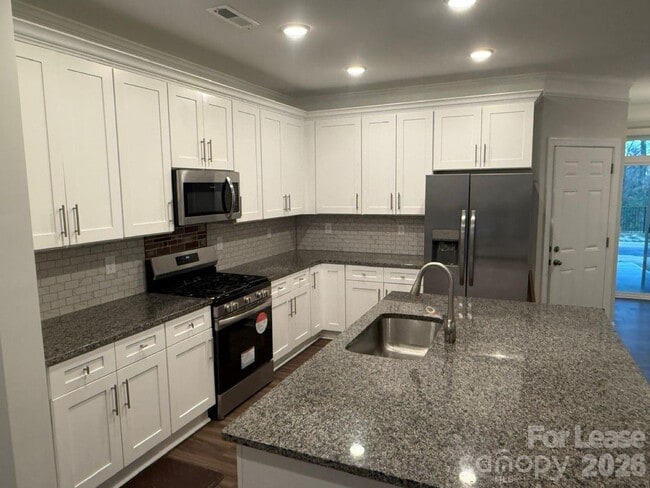 Building Photo - 5593 Stafford Rd