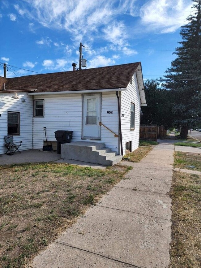 Studio Apartment 908 W 28th St Cheyenne WY 82001 Apartment Finder