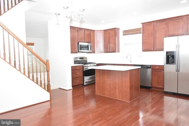 Building Photo - 8324 Stickley Ct