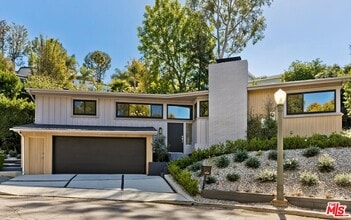 Building Photo - 3141 Lake Hollywood Dr