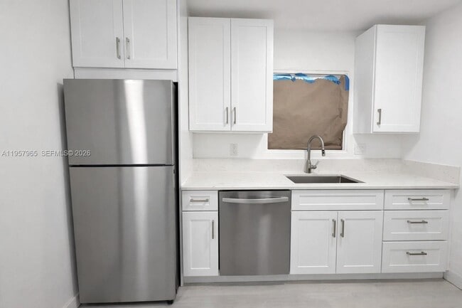 Building Photo - 501 NW 13th St