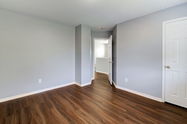 Building Photo - 20910 Hall Colony Ct