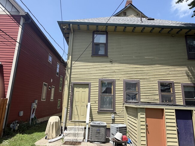 Building Photo - 1839 Talbott St
