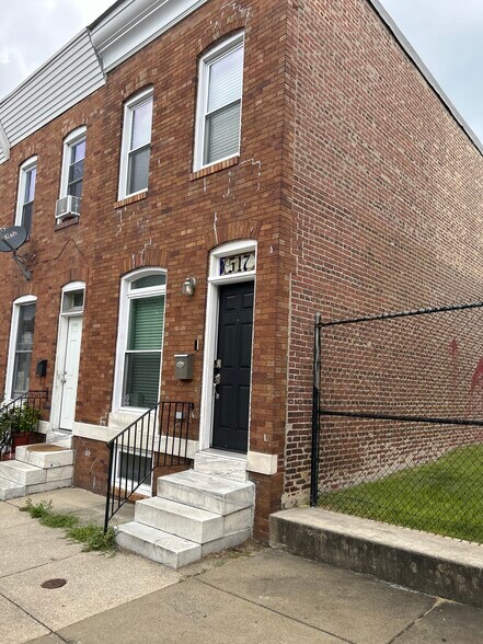 Primary Photo - 517 S Ellwood Ave