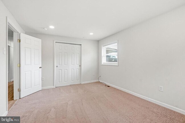 Building Photo - 1286 Glassboro Rd