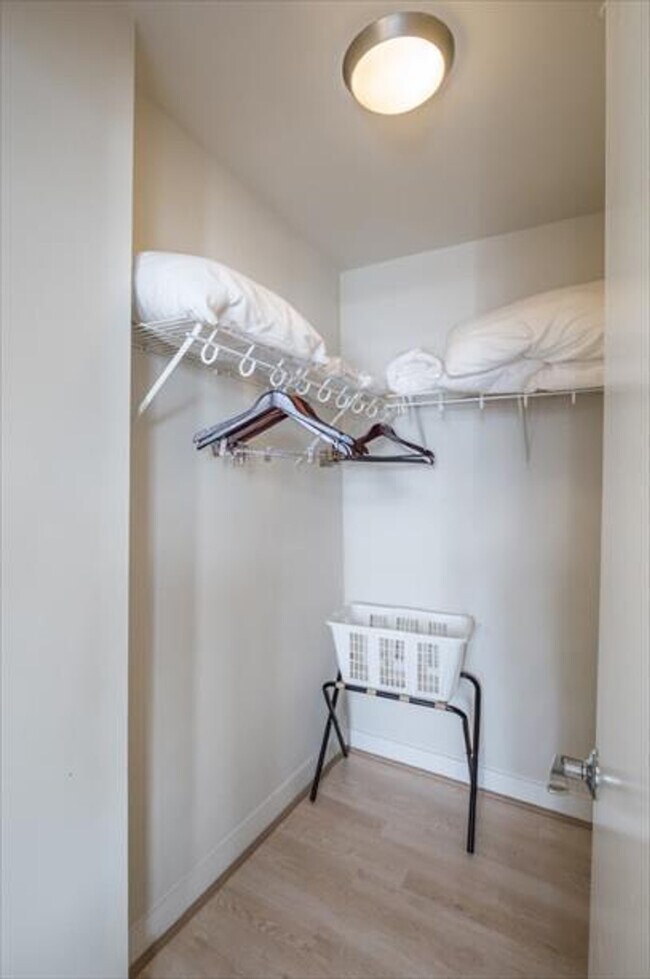 Building Photo - 1456 H St NW