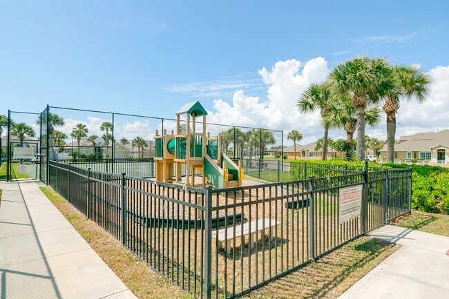 Building Photo - 3701 Titanic Cir