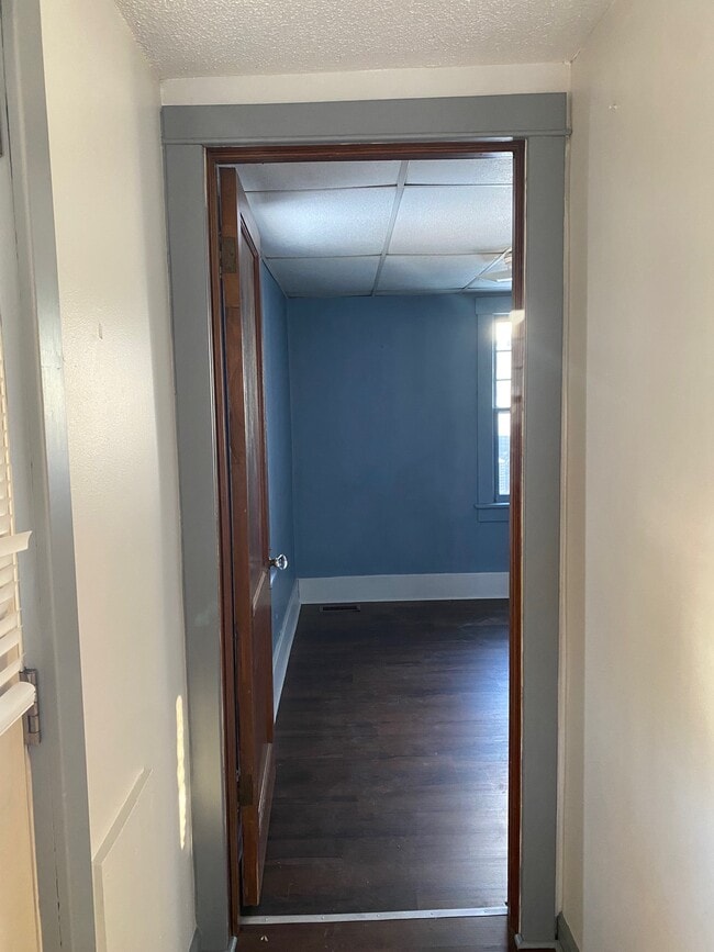 Building Photo - 517 N Taylor St