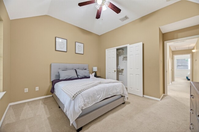 Building Photo - 5911 Indian Hills Ln