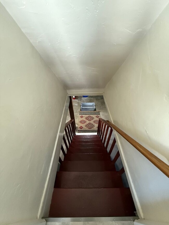 Building Photo - Newly Remodeled 3 Bed/2 Bath in North Bend