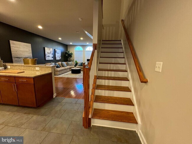 Building Photo - 20649 Duxbury Terrace