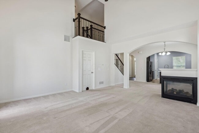 Building Photo - 7885 Waggoner Trace Dr