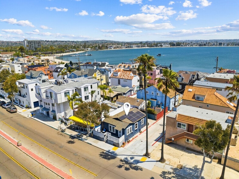 Building Photo - 3861 Mission Blvd