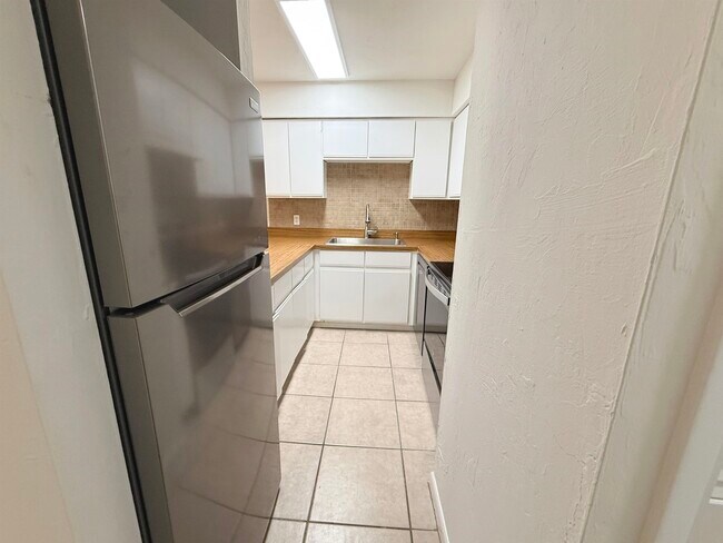 Building Photo - 3825 Osprey Cir