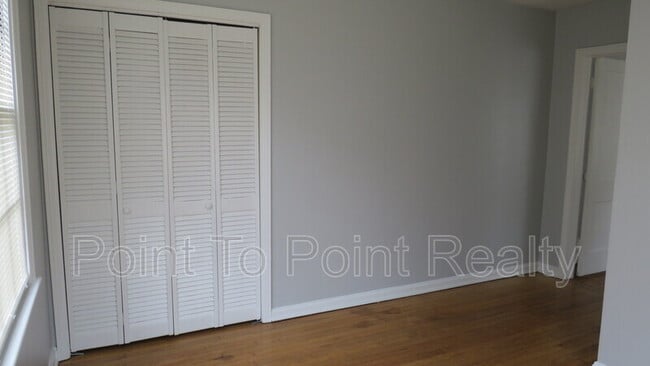 Building Photo - 4811 Sefa Cir N