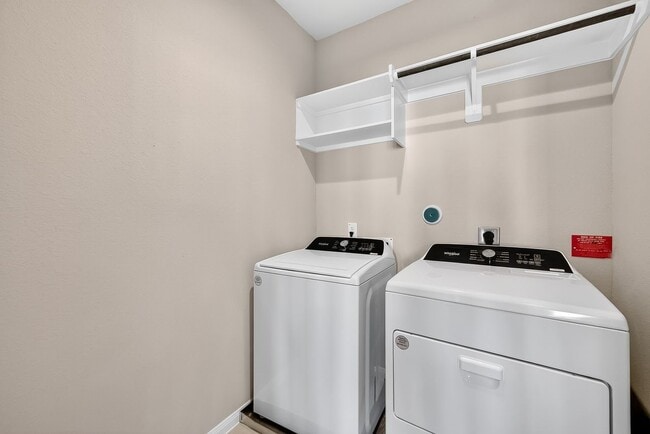 Building Photo - 4209 Colony Pines Ln