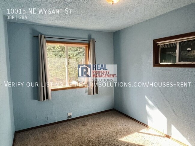 Building Photo - 10015 NE Wygant St