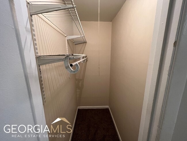 Building Photo - 4057 Elizabeth Park Ct