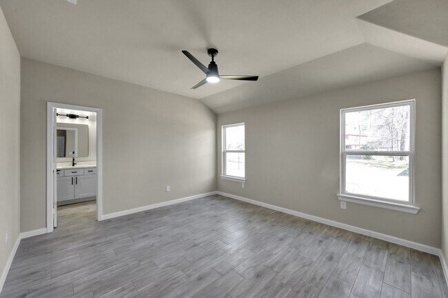 Building Photo - 106 Harbor Ct