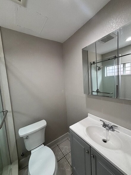 Maester Bathroom Vanity - 131 E 82nd Pl