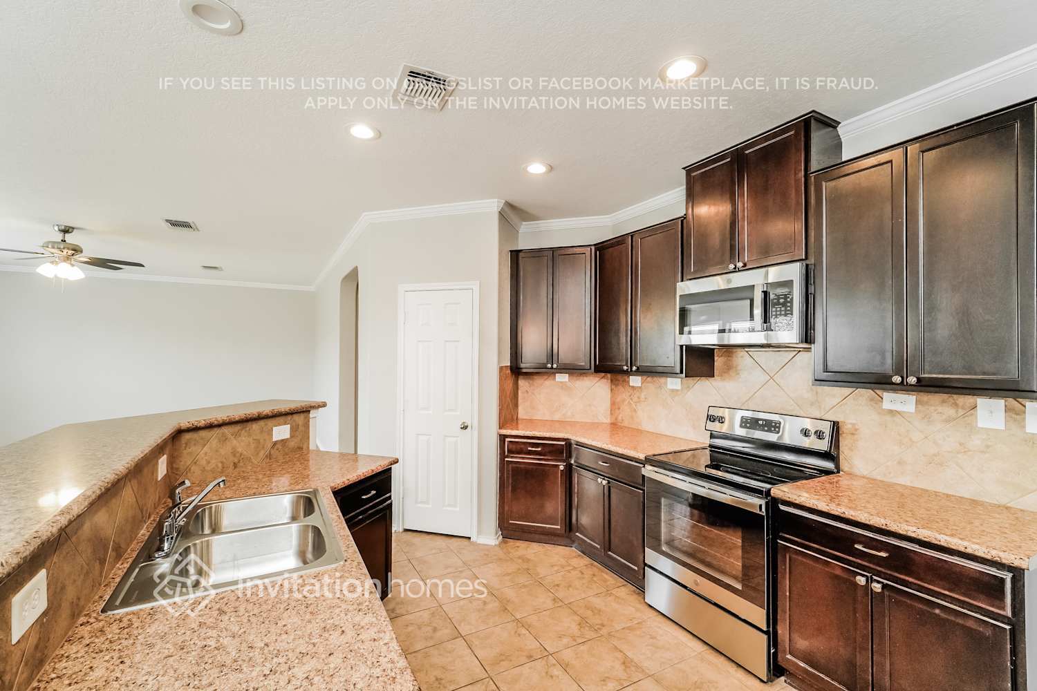 Building Photo - 6124 Fred Couples
