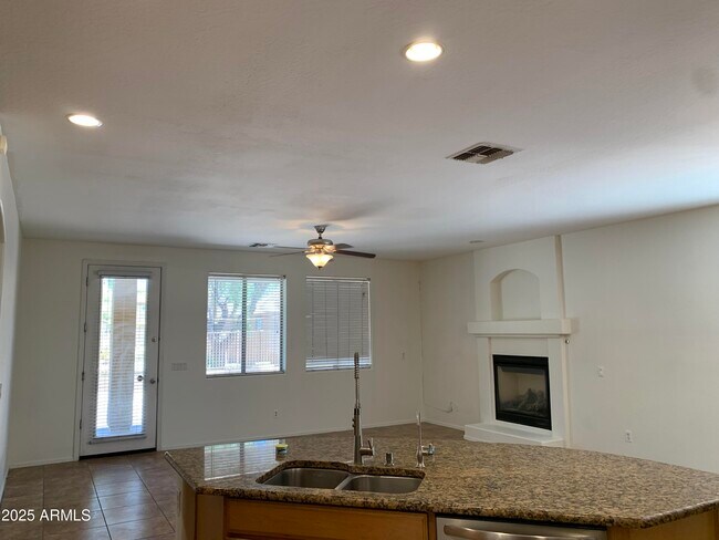 Building Photo - 9018 W Superior Ave