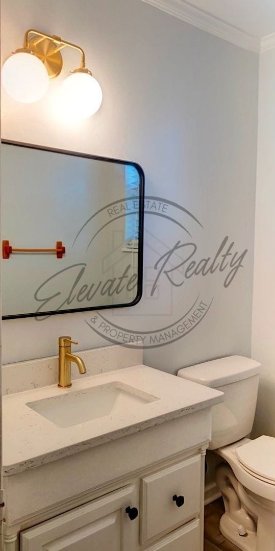 Building Photo - Stylishly Renovated Four Bedroom Home in H...