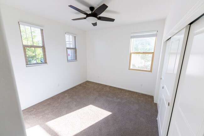 Building Photo - 1705 Brickhill Ct