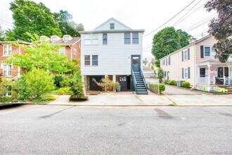 Building Photo - 26 N Eckar St