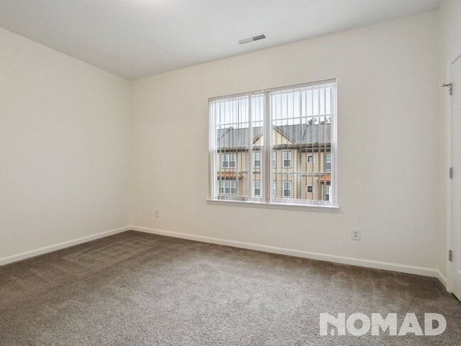 Building Photo - 2614 Stewart Pines Dr