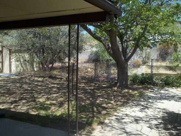 Building Photo - NE ENCHANTED MESA 3/BD 2/BA 2/CG