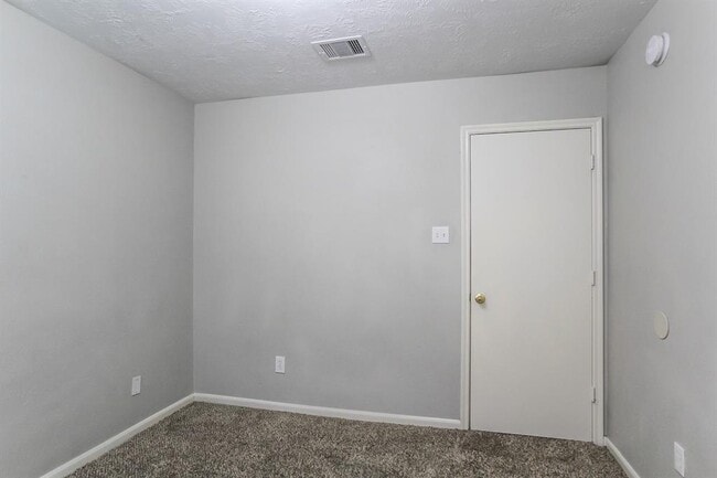 Building Photo - 10602 Harbor Canyon Dr