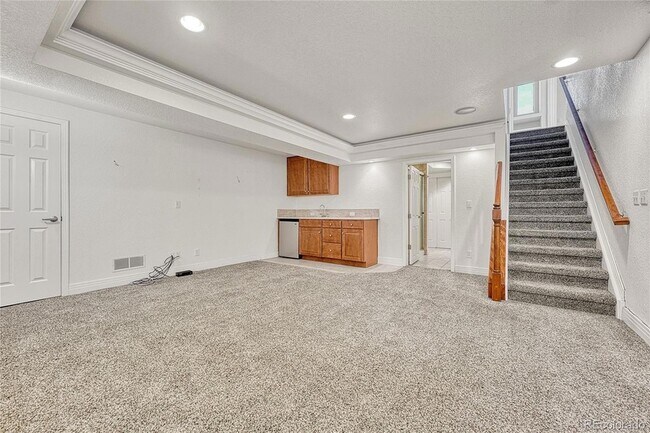 Building Photo - 17672 E Weaver Pl