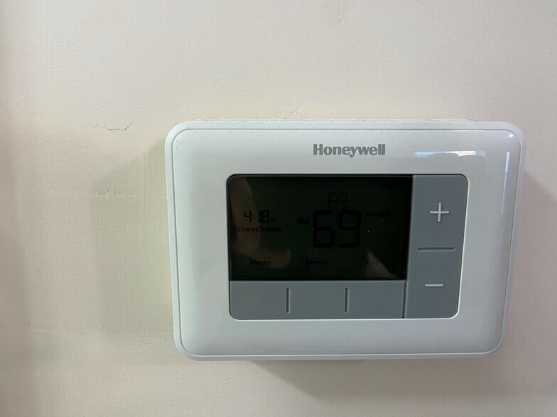 Building Photo - 15 Sargent Ave