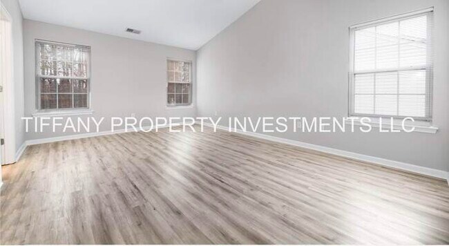 Building Photo - 1435 Highfield Ct