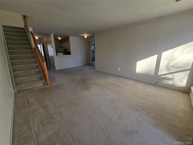 Building Photo - 220 Montauk Hwy