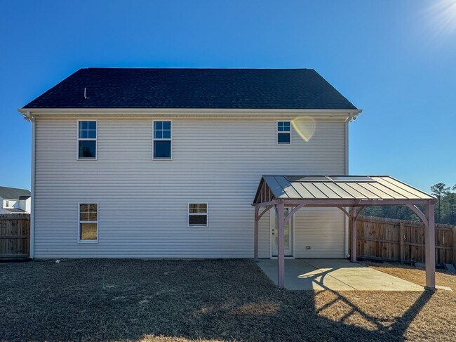 Building Photo - Beautiful 4 Bed 3 Bath Home with Bonus Room