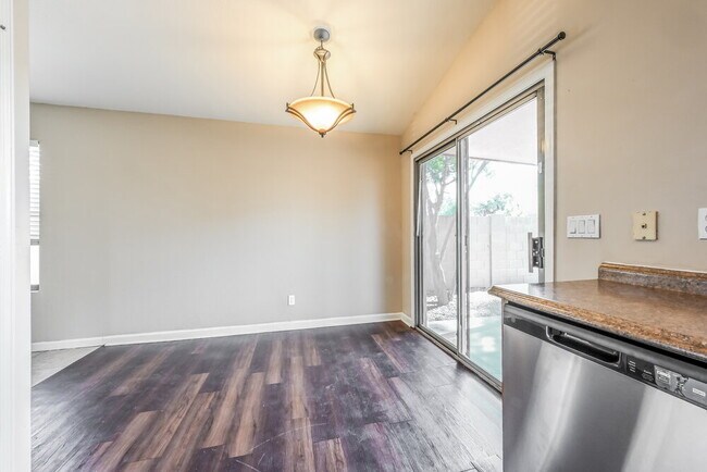 Building Photo - 15029 W Calavar Rd