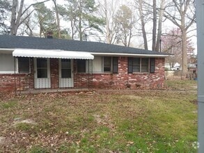 Building Photo - Chesapeake: 2 Bedroom 1 Bathroom Duplex