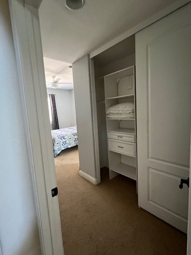 Building Photo - Beautiful, Expansive Paseo Del Sol Pool Home for Rent