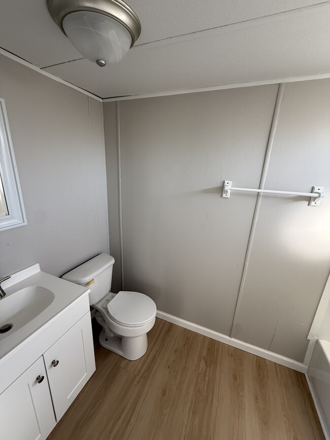 Building Photo - 13599 Ridgewood Dr