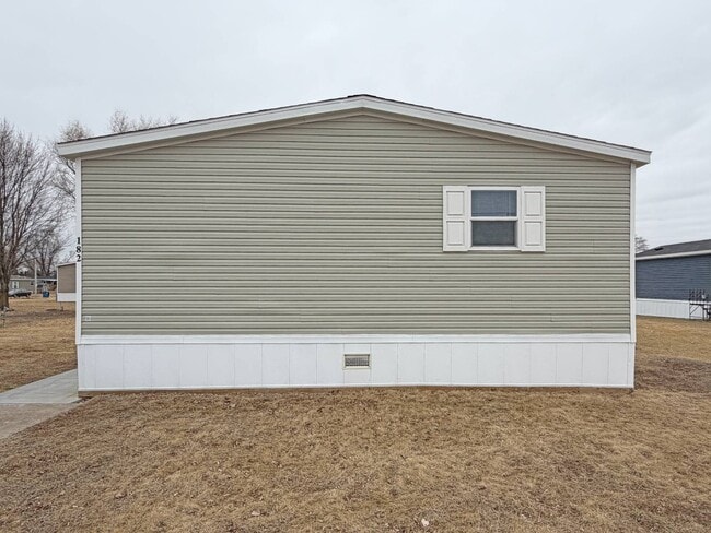 Building Photo - 781 W Walcott Rd