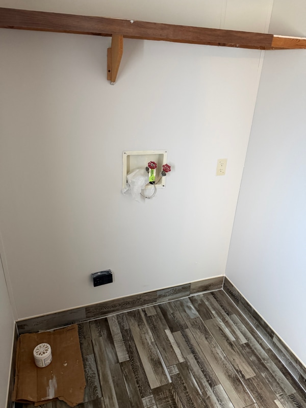 Building Photo - 209 John Way