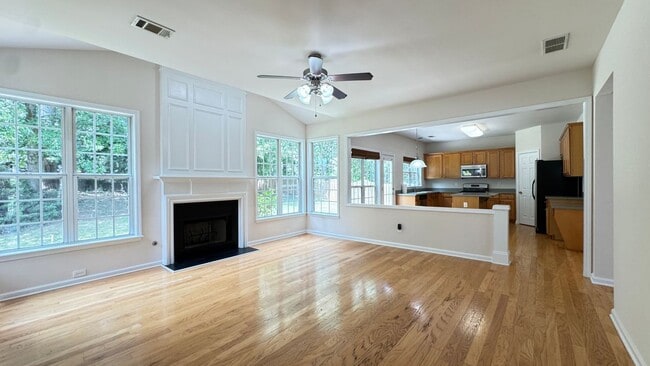 Building Photo - 3695 Fedorite Walk
