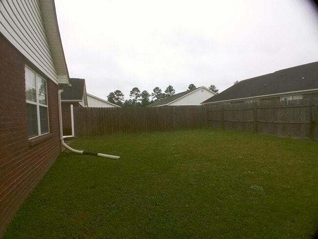 Building Photo - 2212 Dartmouth Dr