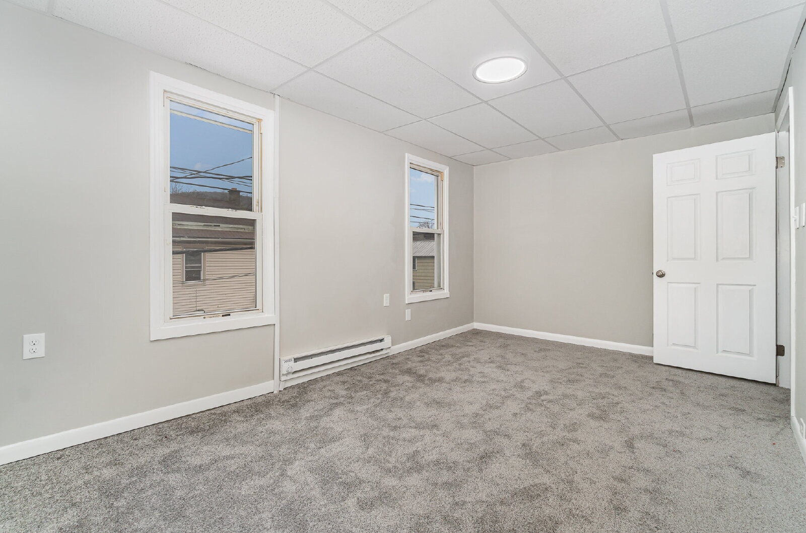 Building Photo - 606 North St