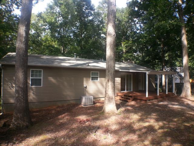 Building Photo - Charming 3 Bedroom / 2 Bath with Finished Basement!